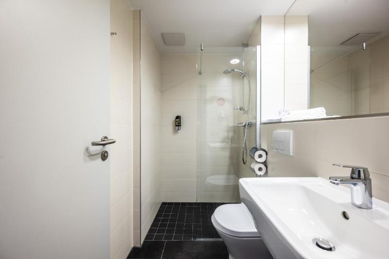 Superior Double Room image 4