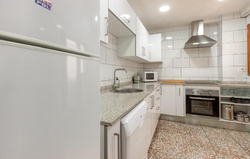 3 Bedroom Nice Apartment In Santa Pola - image 21