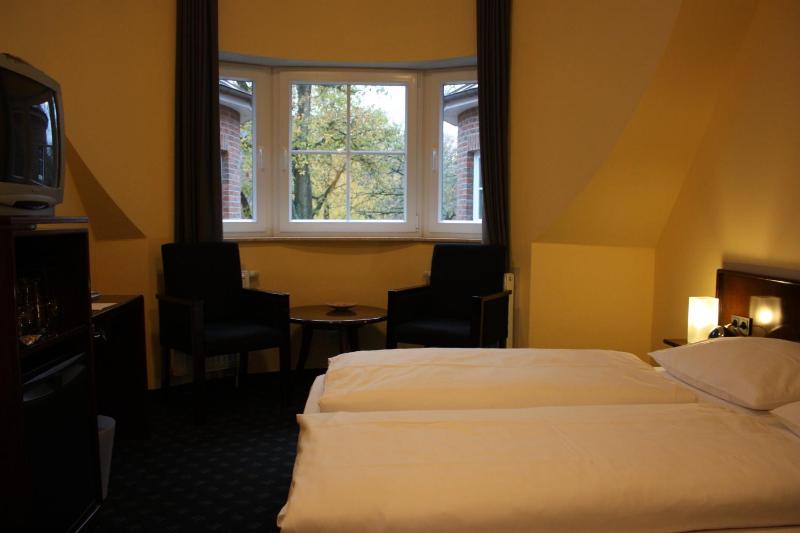 Double Room image 2
