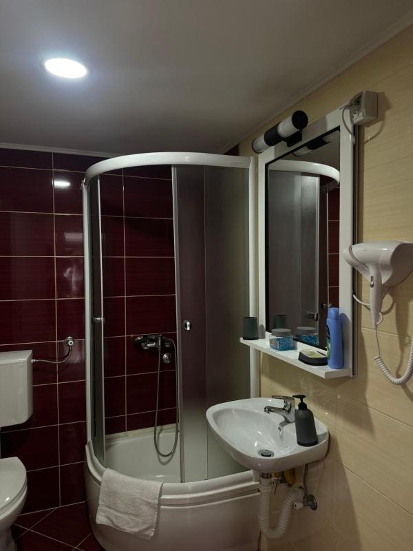 Apartment image 3