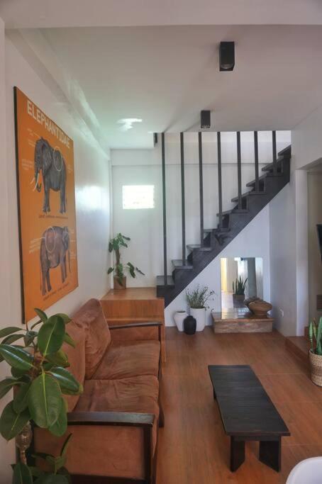 Two Bedroom Beachfront Penthouse - image 13