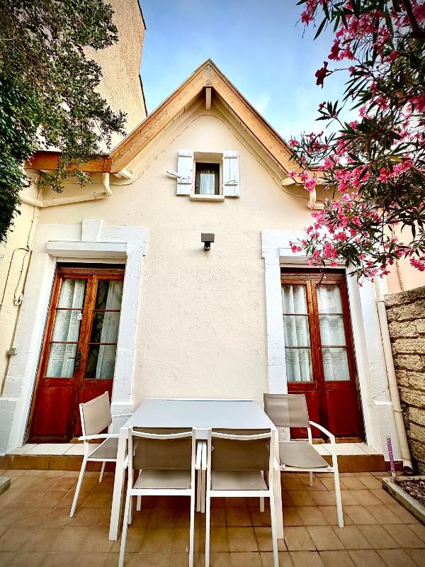Charmante petit maison à 5 minutes de la mer ! Images