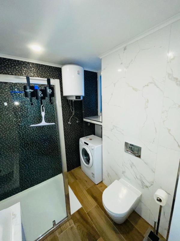 Apartman Tizianova near centar - image 18