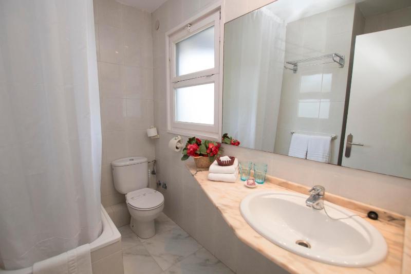 Double or Twin Room image 1
