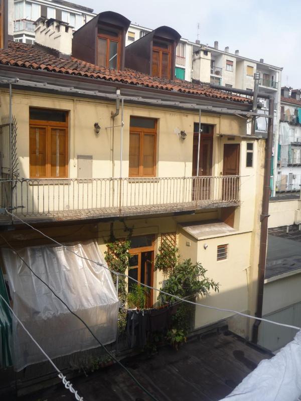 One-Bedroom Apartment image 1
