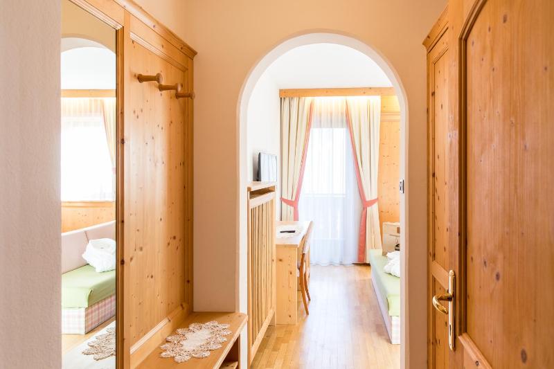 Triple Room image 3