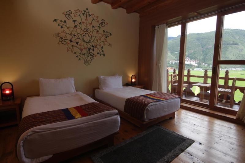 Deluxe Twin Room image 2