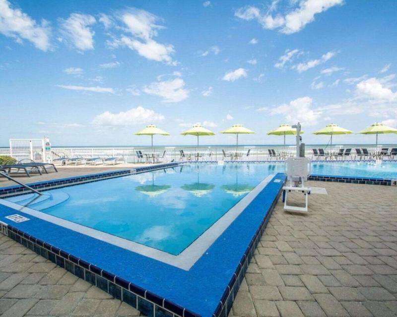 Enjoy Daytona Beach in this 1BD resort condo with resort amenities - image 13