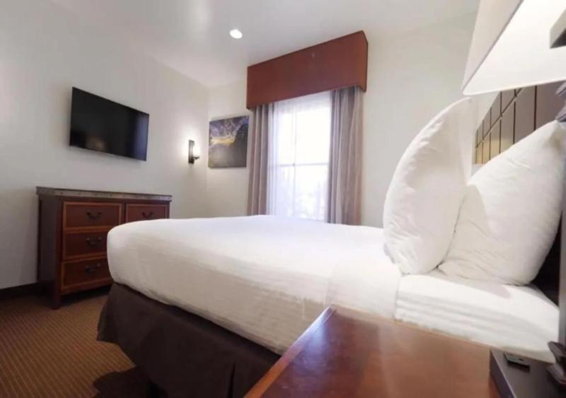 Diamond Los Abrigados Resort and Spa 2BD - image 13
