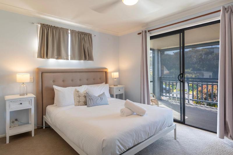Blue House on Pippi - Oceanstays - Pet Friendly - image 7