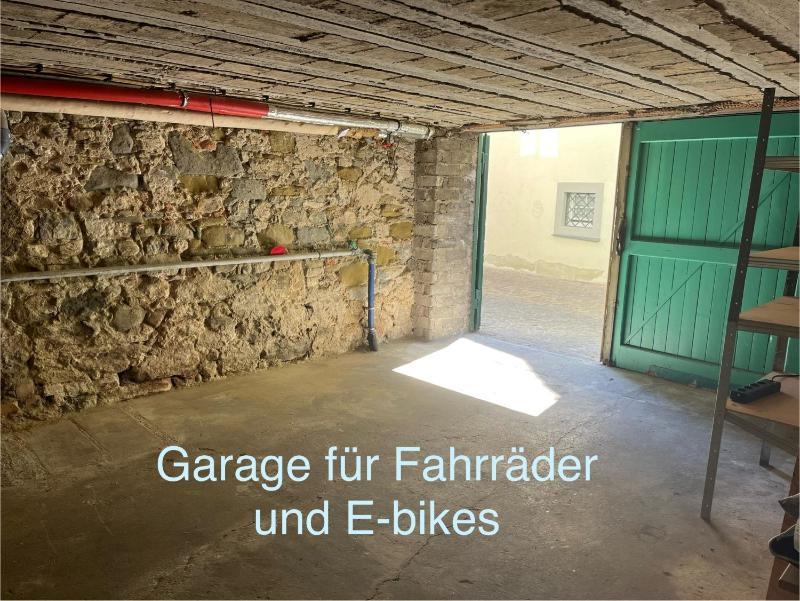 Studio Apartment image 1