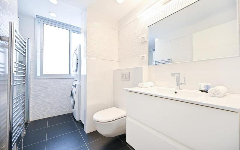 Airy 2BR at Trumpeldor By HolyGuest - image 4