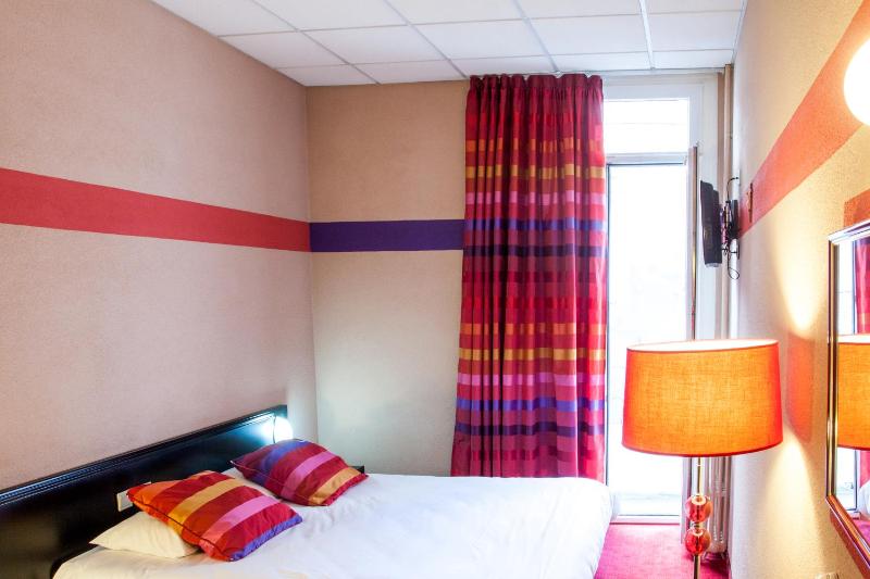 Quadruple Room image 1