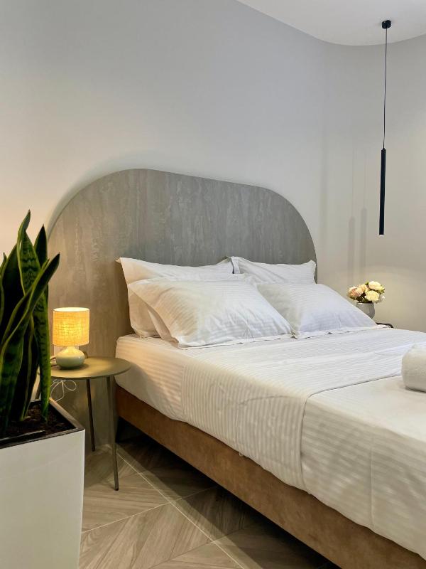 - Parking - Comfy City Center Apartment - - image 10