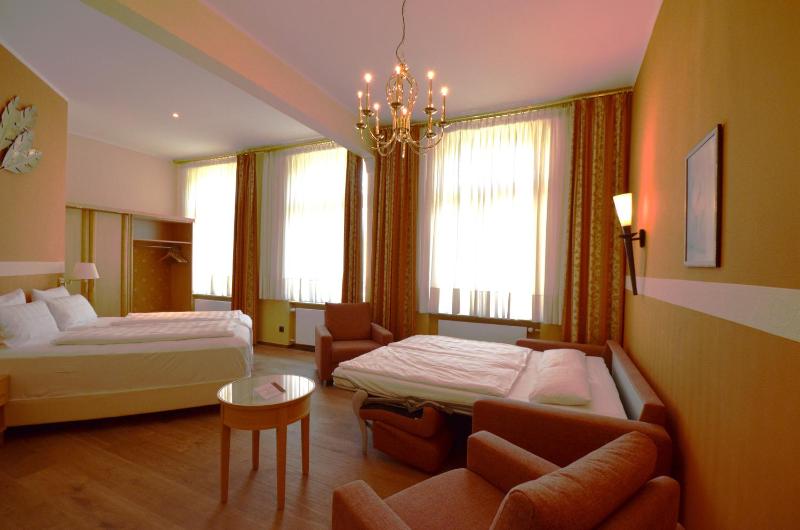 Junior Suite image 1