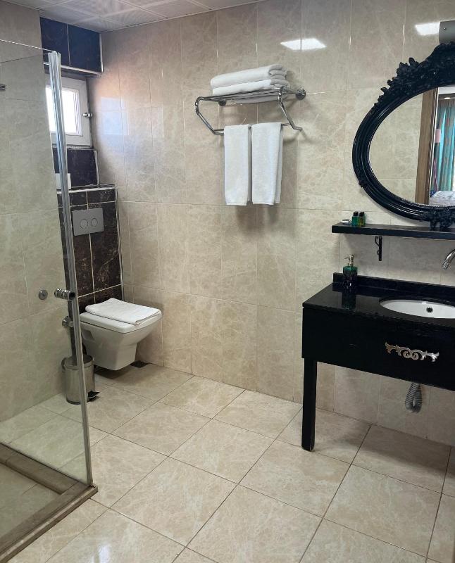  A Palace King Suite with Spa Bath and Panoramic View image 3