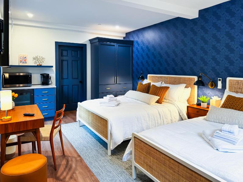 Queen Room image 4