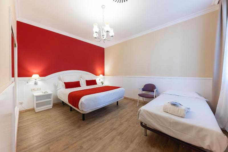 Premium Double or Twin Room image 1