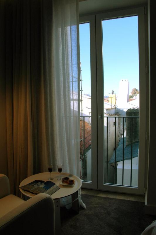 Double or Twin Room with Interior View image 4