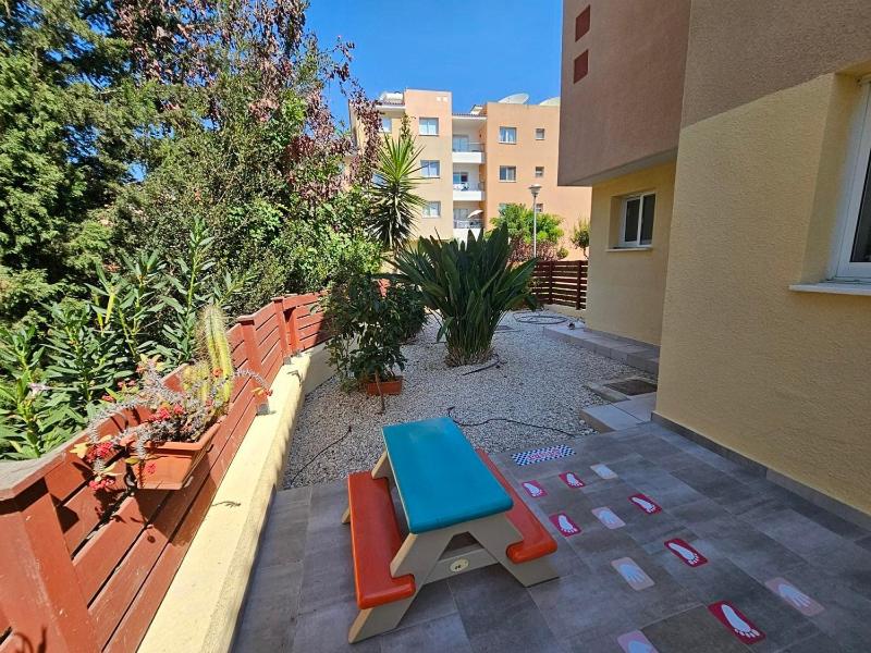 Iris Village - image 8