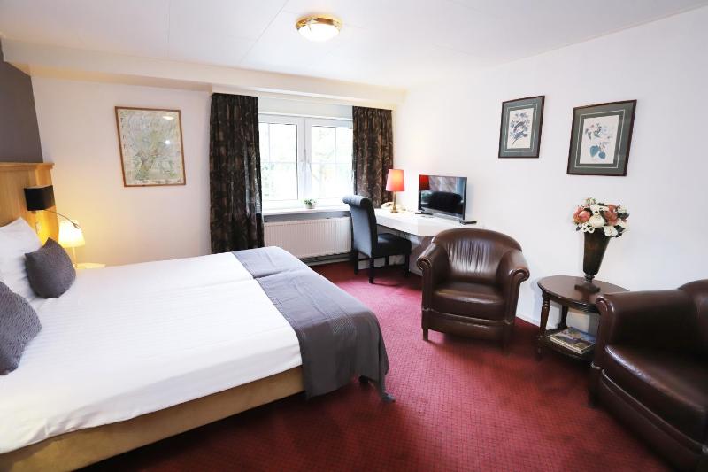 Double or Twin Room image 1