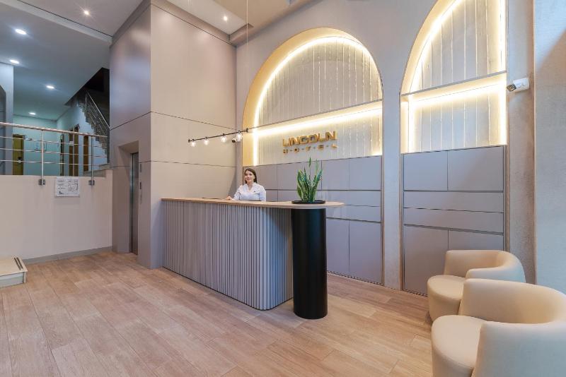 Hotel Lincoln - image 11