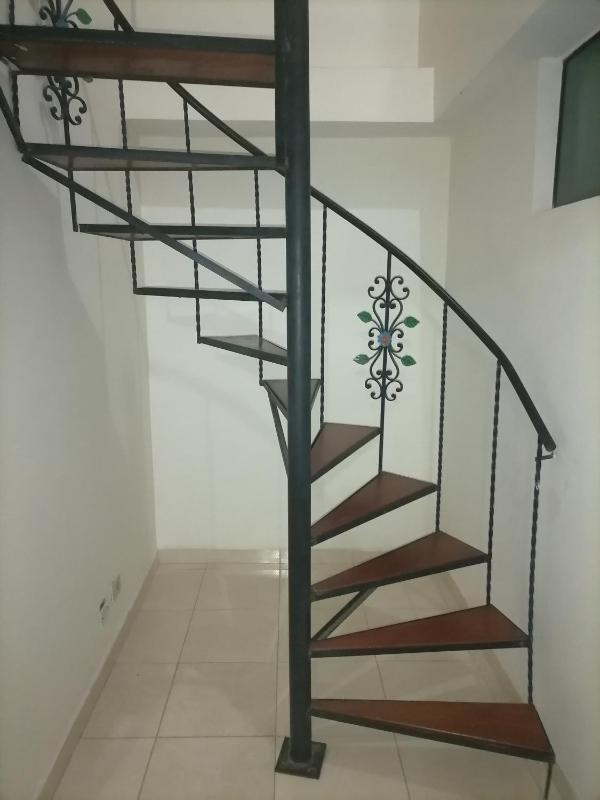 Cuarto con cuarto de baño y terraza - image 6