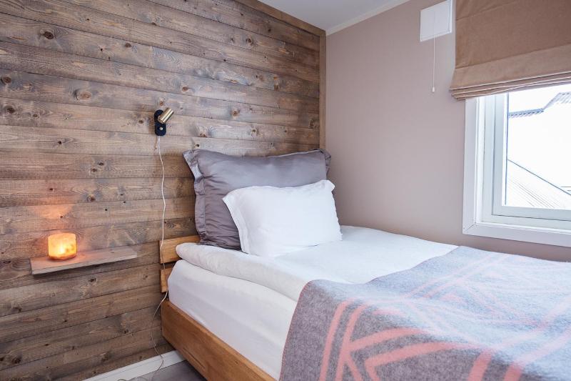 Standard Single Room image 3