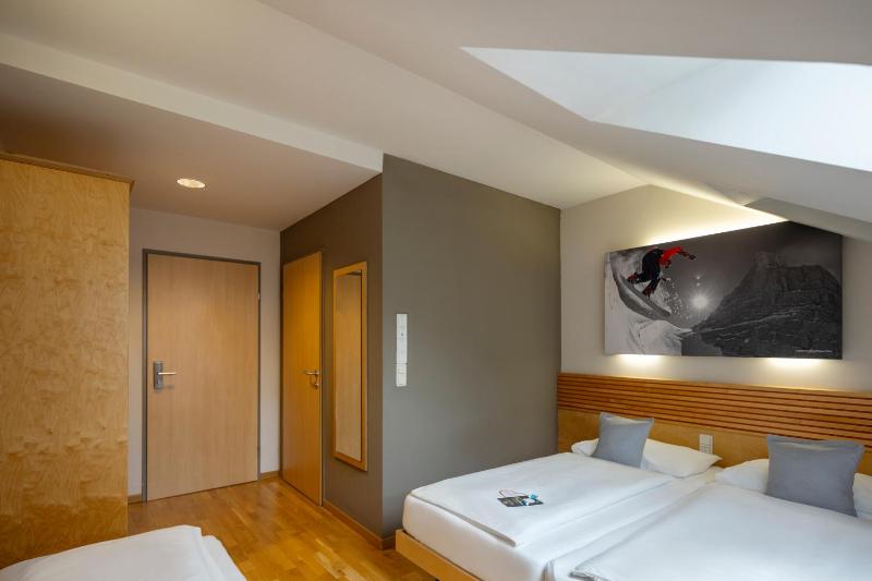 Triple Room image 4