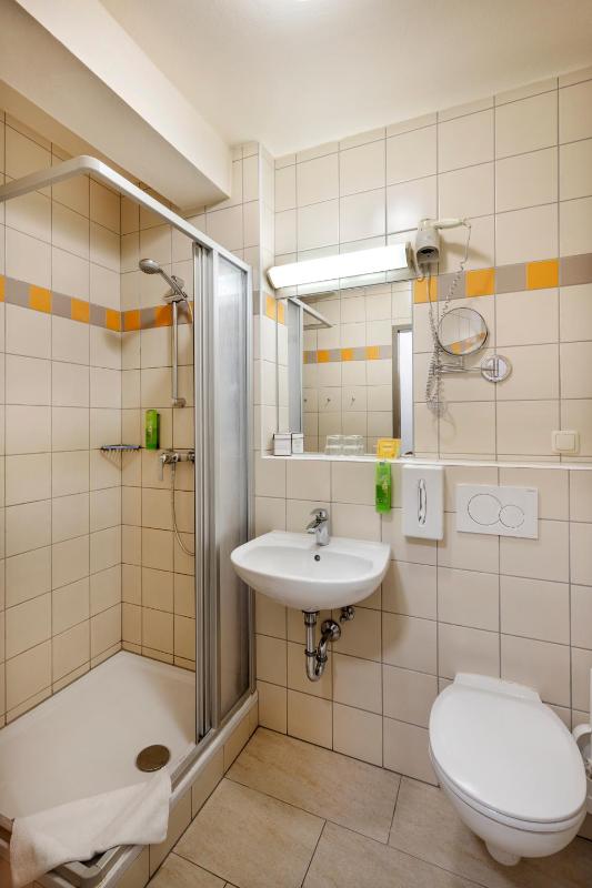 Single Room image 1