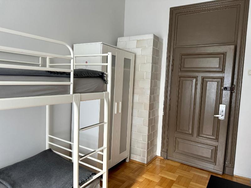 Cent Hostel - Lublin Centrum - image 23