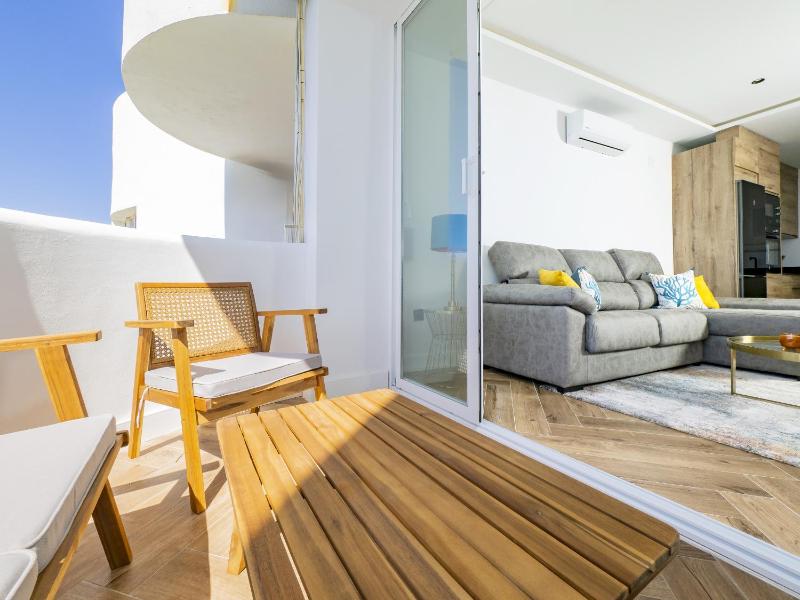 Cubo's Vistalmar Calahonda Apartment - image 19