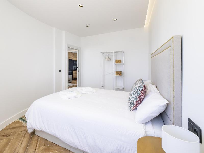 Cubo's Vistalmar Calahonda Apartment - image 21