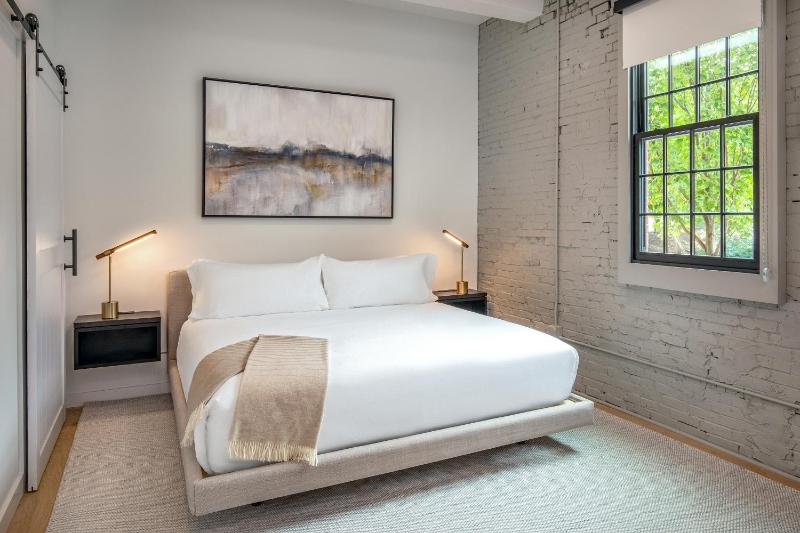 Suite image 2