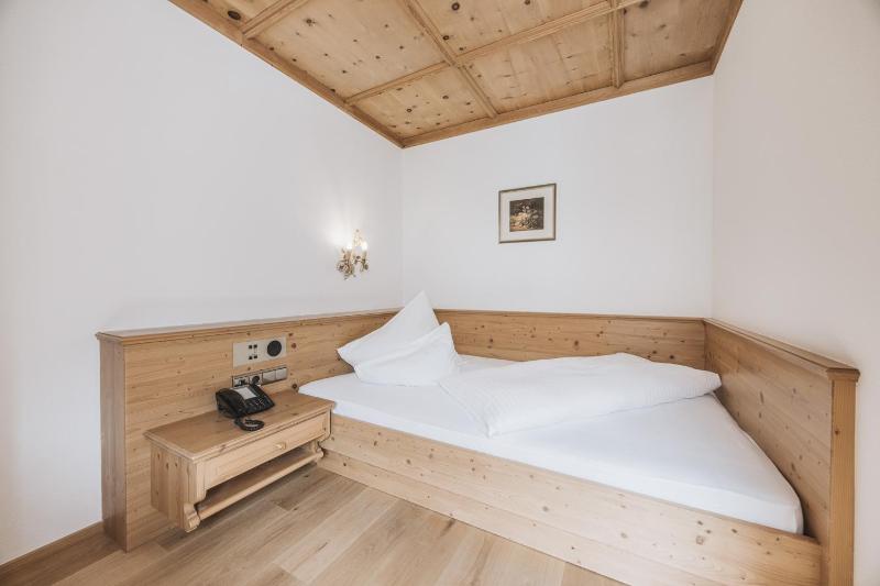 Superior Single Room image 1
