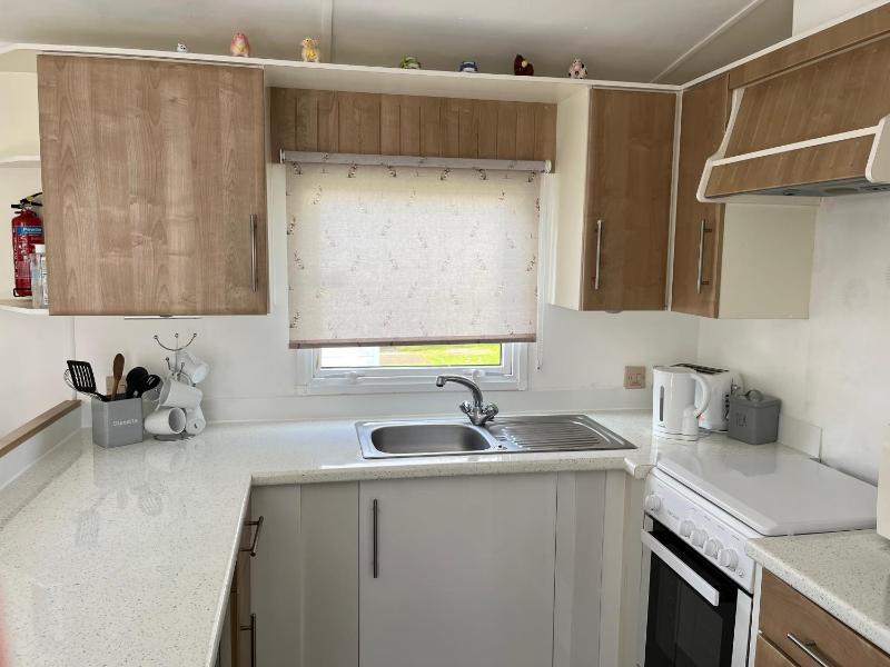 Mobile Home image 3