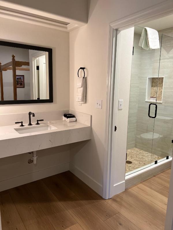 Deluxe Ranch Room image 3