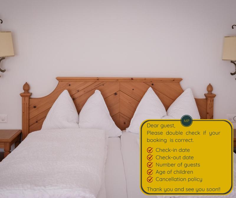 Double Room with Balcony image 1