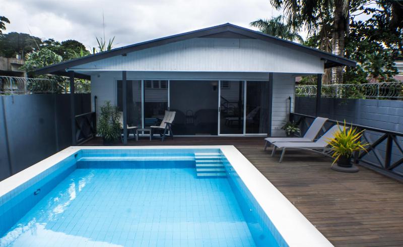 Vakantiehuis met privé zwembad in hartje Paramaribo - image 7