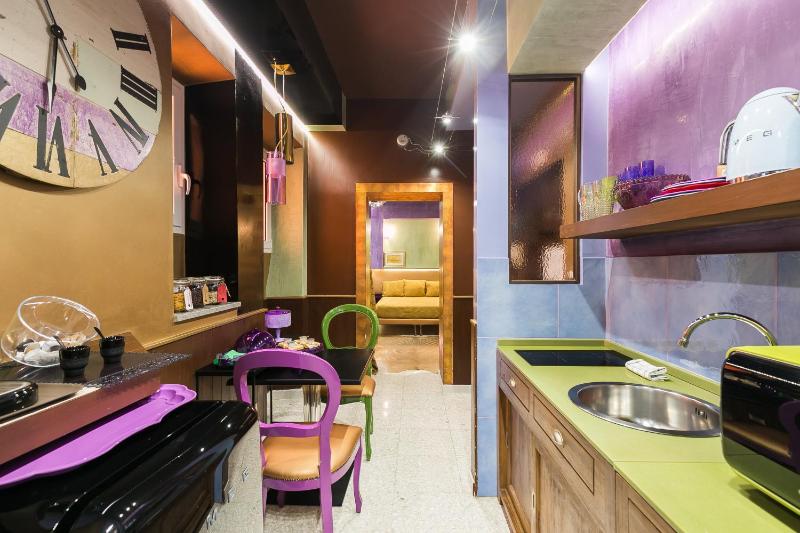 One-Bedroom Apartment with Terrace image 3