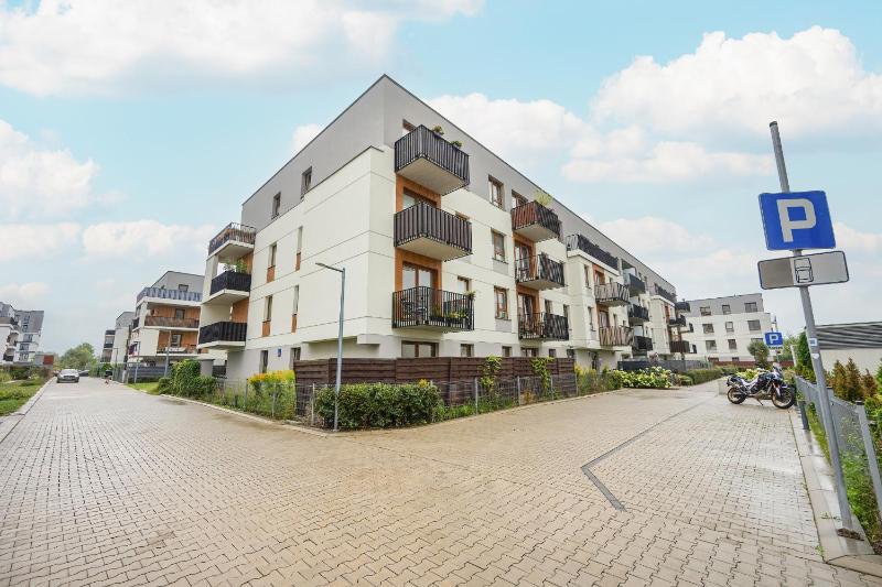 Comfy Two-Bedroom Apartment near Chopin Airport Warsaw's Ursynów by Noclegi Renters - image 15
