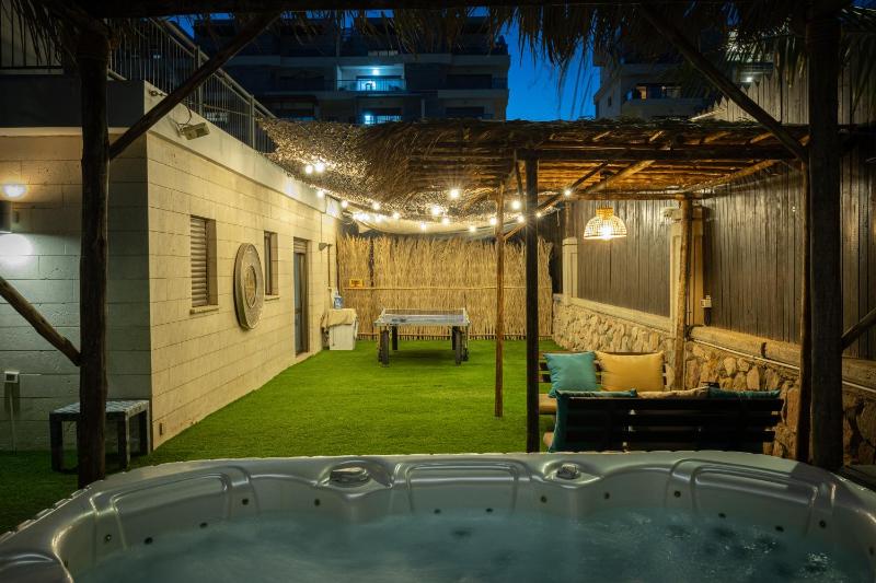 Country Villa - Ella Sun - image 39