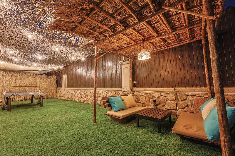 Country Villa - Ella Sun - image 36