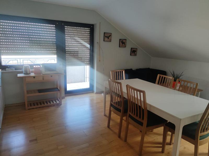 Double Room with Shared Bathroom image 3