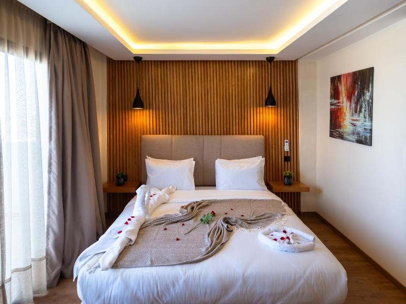 Unico Hotel Maarif - image 4