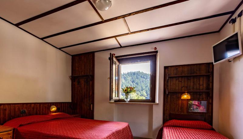Triple Room image 4