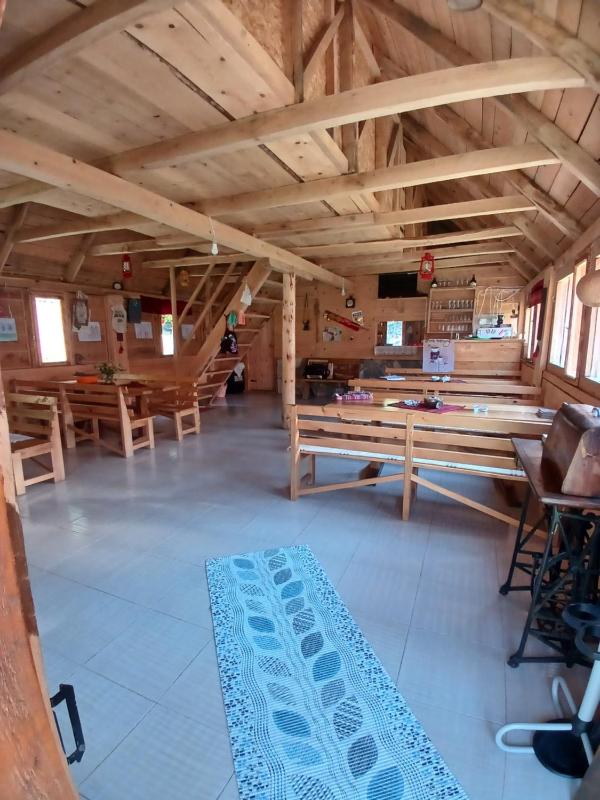 Standard Quadruple Room image 4
