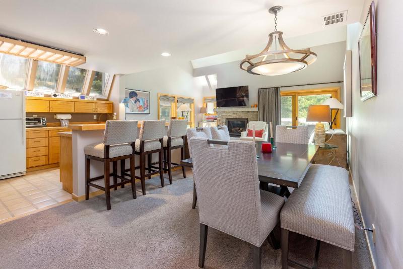 13 Liftside townhouse - image 27