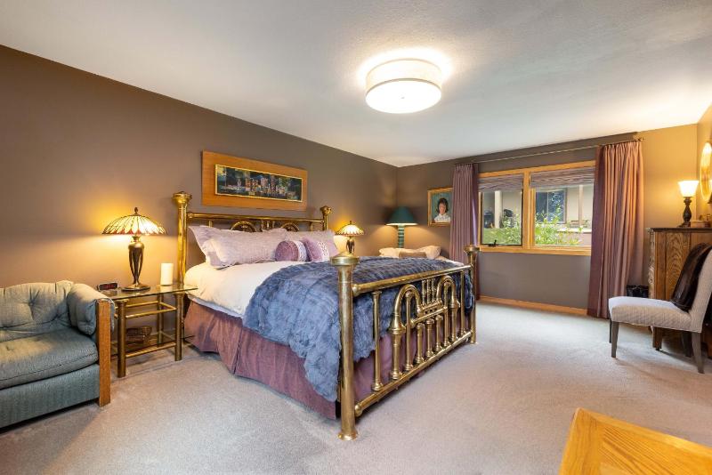 13 Liftside townhouse - image 12
