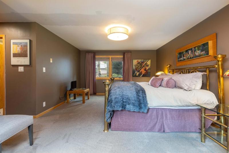 13 Liftside townhouse - image 18